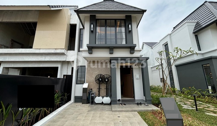 3 Bedroom House in BSD Near Aeon Mall, Cisauk Station, Toll, No Down Payment 3 Bedroom House in BSD Near Aeon Mall, Cisauk Station, Toll, No Down Payment