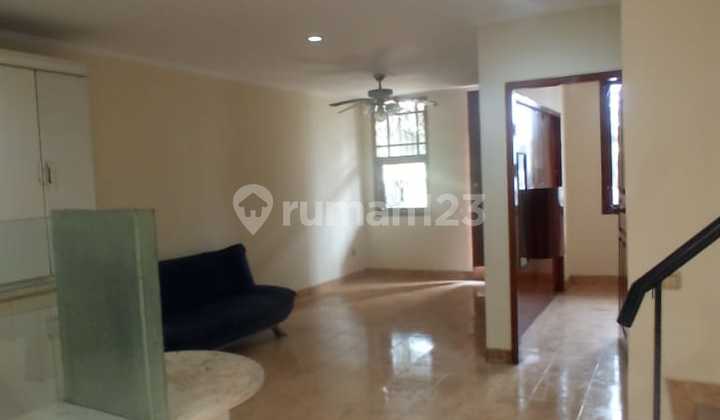 Dijual Rumah Lippo Karawaci. Taman Parahyangan. Siap Huni. SHM. Bagus 2