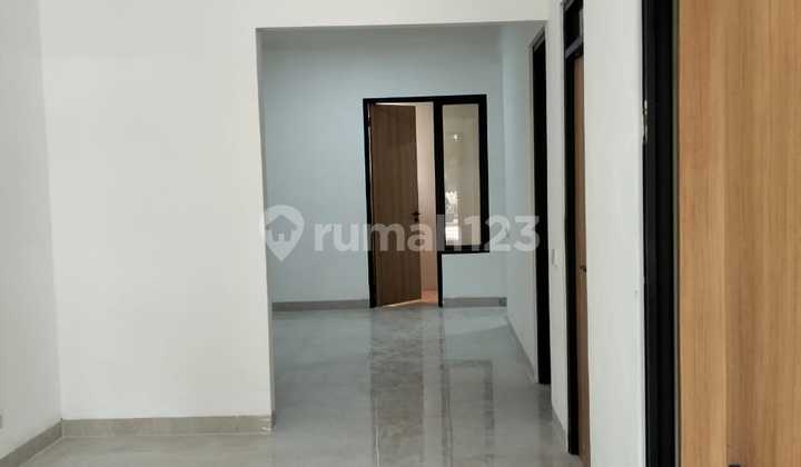 Dijual Rumah Baru Taman Imam Bonjol. Lippo Karawaci. SHM. Siap Huni 2