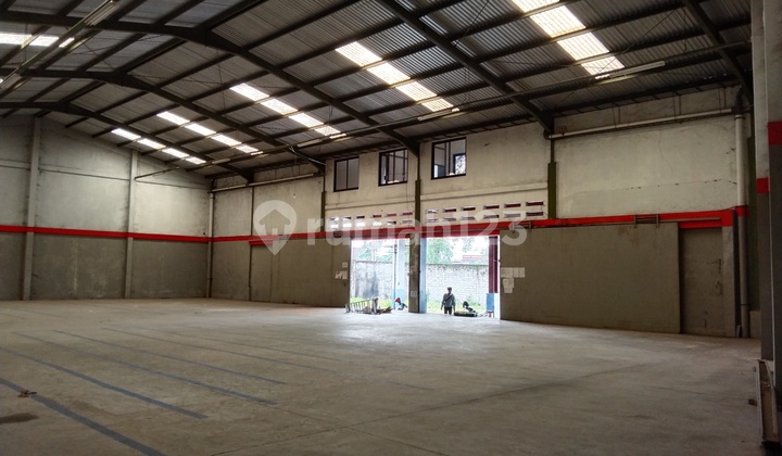 Gudang Sleman Siap Usaha, Jl. Raya Wonosari Km 8, Tronton Wingbox Masuk