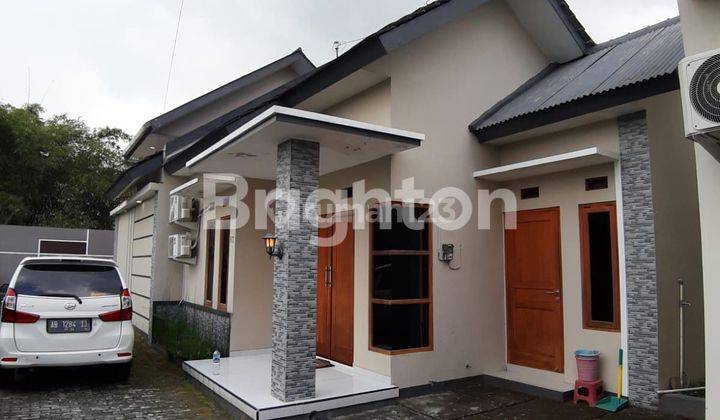 RUMAH KALIURANG KM 10,SELANGKAH PASAR GENTAN,PARKIRAN LUAS, FULL FURNISHED, HARGA DISKON 1