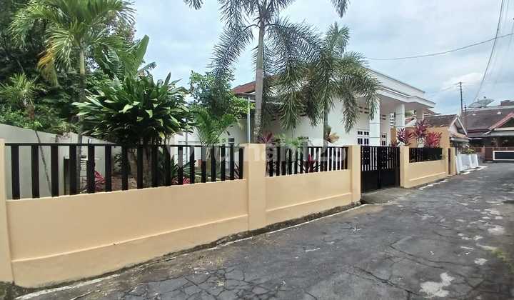 Siap Huni Jl. Kaliurang KM 7,5.Disewakan Khusus untuk Keluarga 2