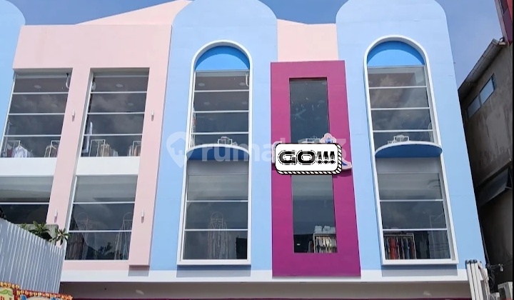 Commercial Building Ready for Business Commercial Building Ready for Business