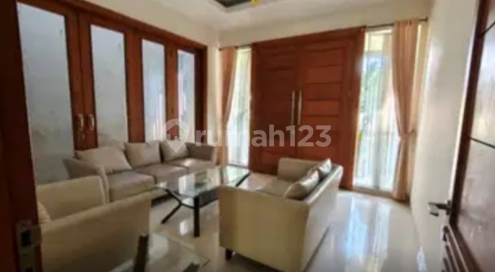 Bale Hinggil Kaliurang KM 8.5, Semi-Furnished