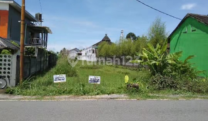 Candibinangun Pakem, View Gunung Merapi