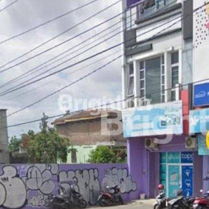 Ruko siap usaha, tiga lantai, lokasi strategis Jl. Monjali, selangkah kampus UGM  2