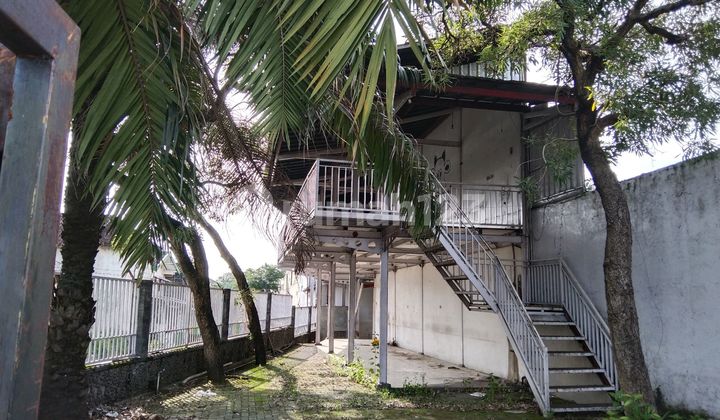 Commercial Cafe Area Jl. Raya Yos Sudarso