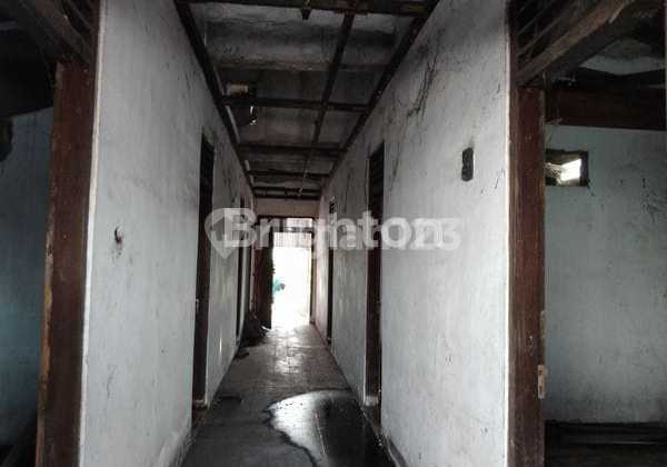 Warehouse by Parangtritis Ring Road Highway Warehouse by Parangtritis Ring Road Highway