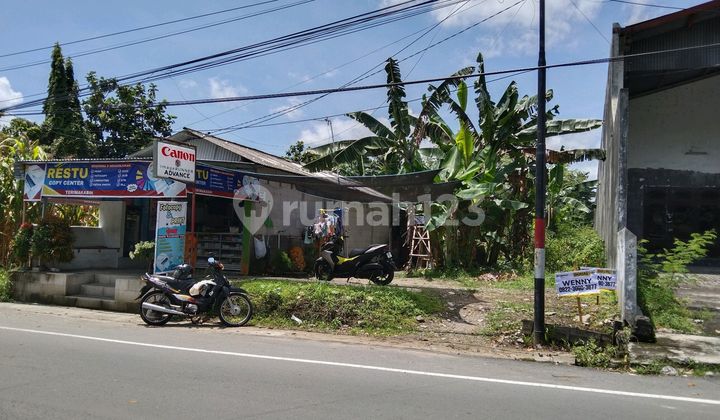 Bener Godean Yard, Commercial Area