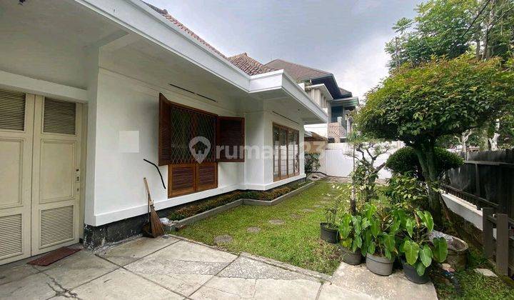 Dijual Rumah Klasik Terawat Best Location  1