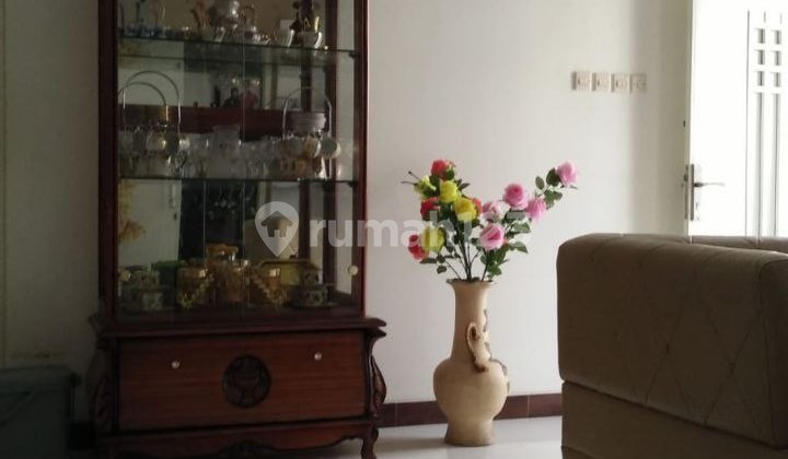 Nice 2-Story House Hook Position in Taman Persada Residence 2