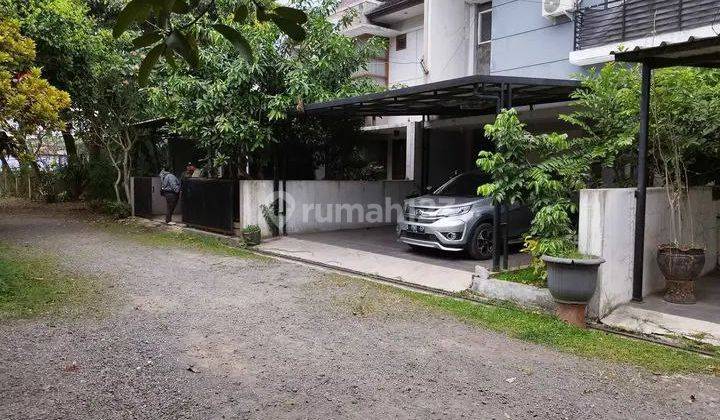 Rumah 2 Lantai Bagus Semi Furnished SHM di Bkr Bandung 1