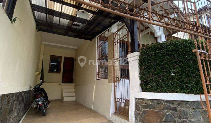 Rumah 2 Lantai Bagus Unfurnished SHM Cigadung Bandung  2