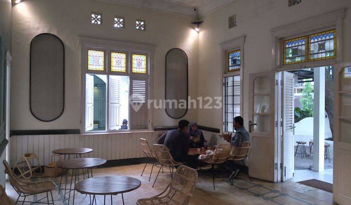 Rumah Cocok Untuk Usaha Lokasi Pusat Kuliner Burangrang Bandung  2