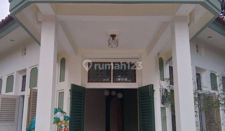 Rumah Cocok Untuk Usaha Lokasi Pusat Kuliner Burangrang Bandung  1