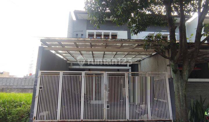 Rumah 2 Lantai Bagus Semi Furnished di Batununggal Indah  Bandung 1