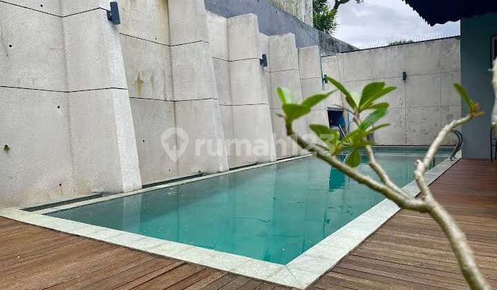 Villa Eksklusif Dengan Kolam Renang Pribadi Di Resort Bandung Villa Eksklusif Dengan Kolam Renang Pribadi Di Resort Bandung