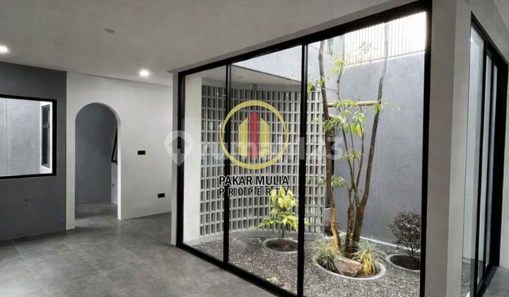 Modern Tropical Industrial House - Strategic Location, Negotiable Price 2