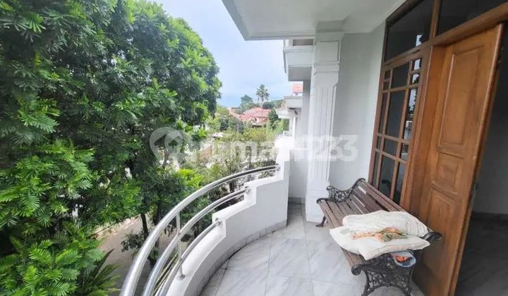 Well-Maintained Old House in Surya Setra, Strategic Location, Flood-Free Well-Maintained Old House in Surya Setra, Strategic Location, Flood-Free