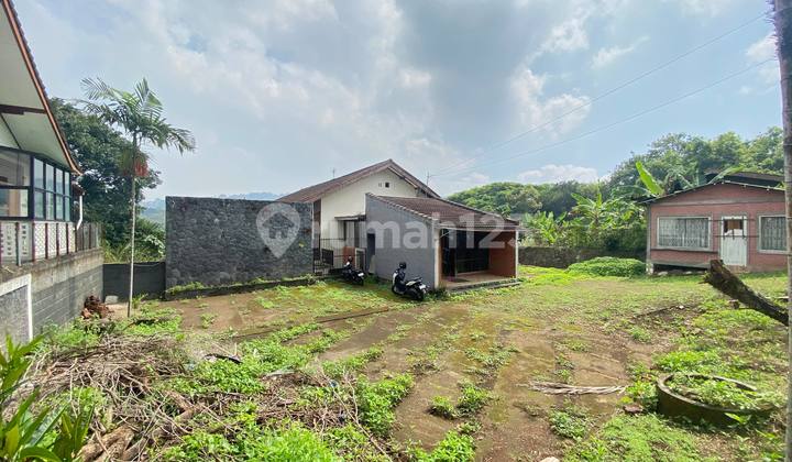 Rumah Luas Di Bukit Dago View Bandung Lokasi Strategis & Nyaman  1