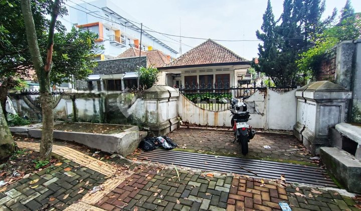 Best Deal Cipaganti! Rumah dengan Lokasi Premium-Harga Nego