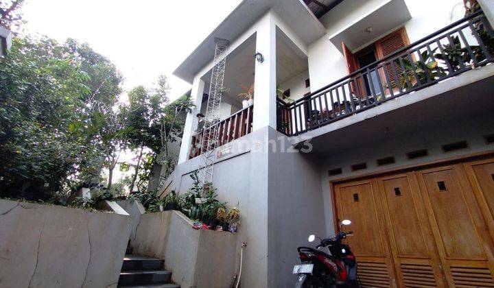 Rumah 2 Lantai Bagus Cigadung Bandung  1