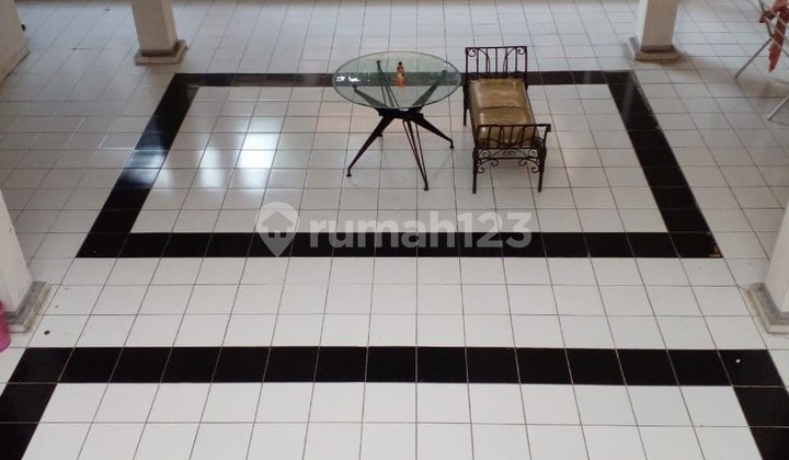 Exclusive 44-Door Boarding House in a Strategic Location on Tubagus Ismail 2