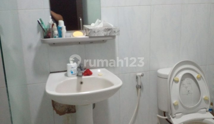 Tinggal Masuk, Rumah Siap Huni 2 Lantai di Palem Kuning 2