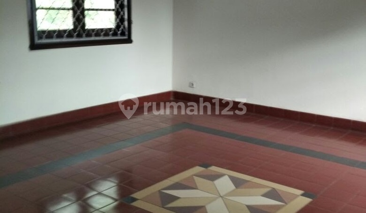 Rumah Hook Main Road Citarum Cocok Untuk Usaha Dan Tempat Tinggal Rumah Hook Main Road Citarum Cocok Untuk Usaha Dan Tempat Tinggal