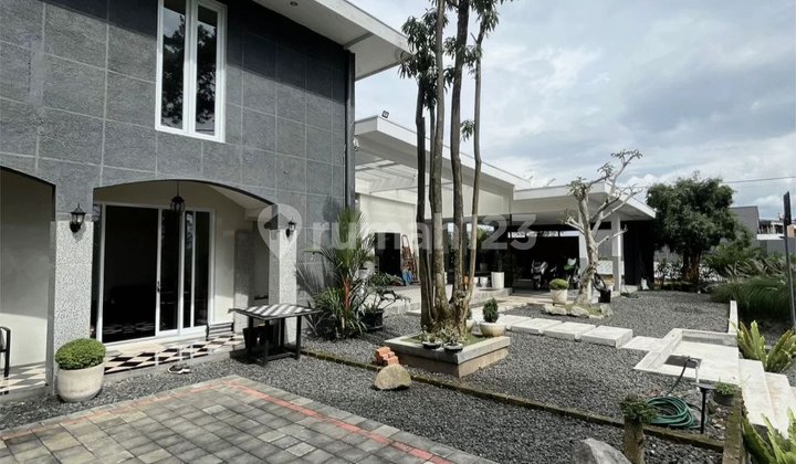 Rumah Furnished Luas American Style di Setiabudi Regency Bandung