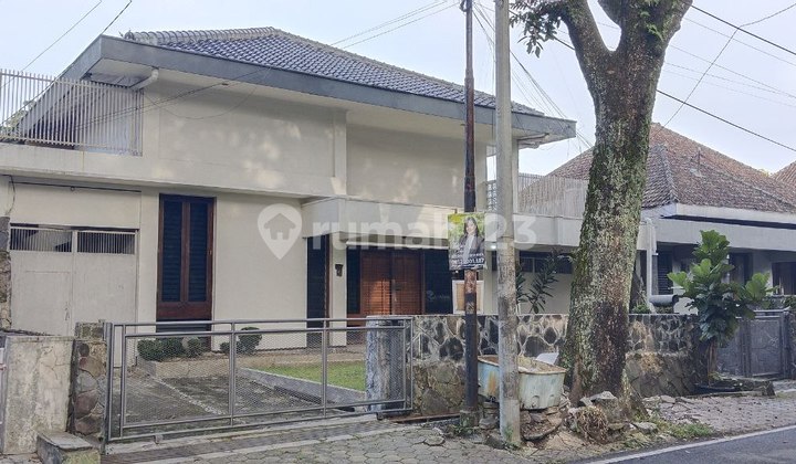 Rumah Idaman di Sayap Riau-Lingkungan Elite, Aman dan Tenang Rumah Idaman di Sayap Riau-Lingkungan Elite, Aman dan Tenang