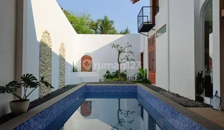 Rumah Luxury Bangunan Baru Di Kpad Geger Kalong Bandung  2