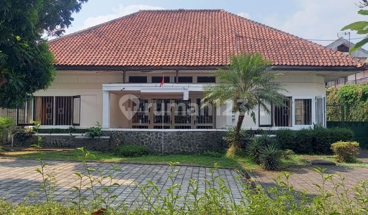 Rumah Klasik Main Road R.E Martadinata Area Komersil Lokasi Prime 2