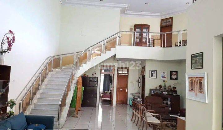 Rumah 2 Lantai Bagus SHM Di Setra Sari Bandung 2