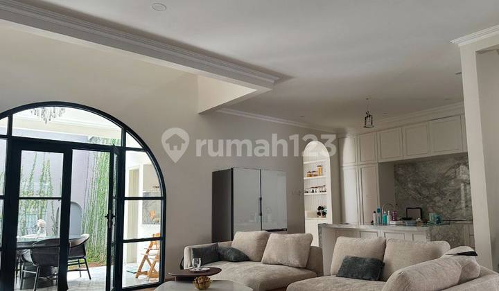 Rumah American Style Di Turangga Lokasi Strategis & Nyaman  2