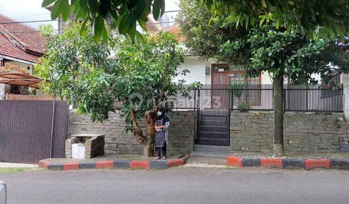 Rumah Bagus Shm Lokasi Sejuk Asri Ligar Raya Bandung  1