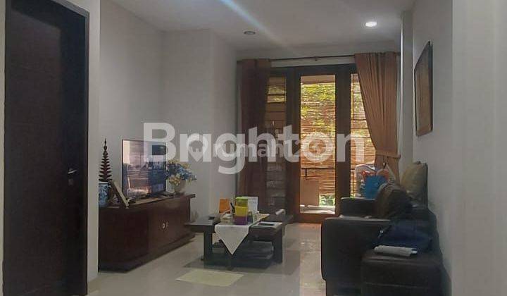 Rumah 2 Lantai Bagus Unfurnished Sertifikat Hak Milik di GREEN VILLE, Jakarta Barat 1