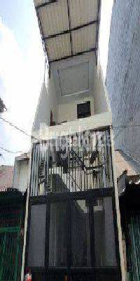 Rumah 3 lantai siap huni 2