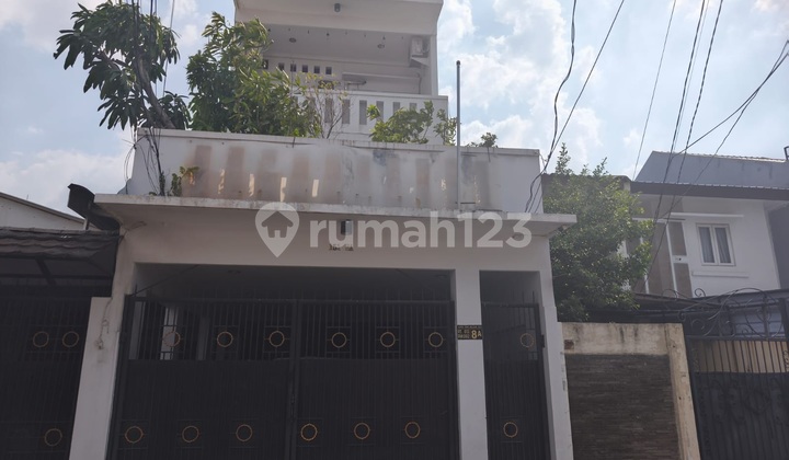 Rumah 4 Lantai Full Cor Bagus Shm Meruya 