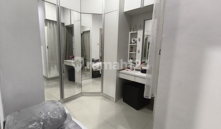 Runah 3 Lantai Hook Semi Furnish Siap Huni Di Duri Kepa Jakarta Barat 2