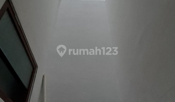 Rumah Baru Minimalis 3 Lantai Duri Kepa Jakarta Barat 2