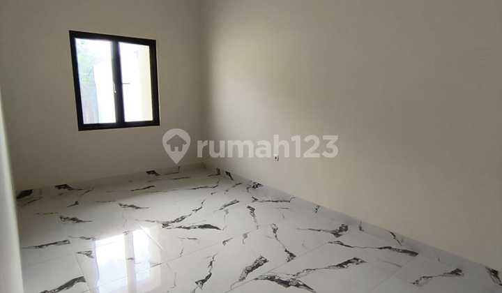 Rumah Baru 2.Lantai Modern Minimalis Semi Furnish Meruya Jakarta Barat 2