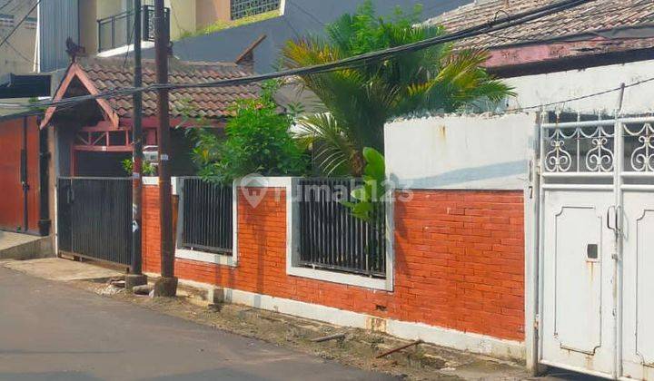 Rumah Bagus Dan Terawat di Cempaka Putih Timur Siap Huni  1