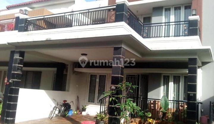 Rumah Raflless Hills Cibubur Bagus Dan Sangat Terawat di Depok  1