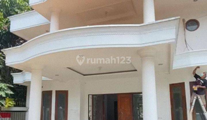 Disewakan Rumah Bagus Dan Mewah di Cisauk Legok Tangerang 8