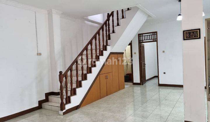 Disewakan Rumah Bagus Dan Sangat Terawat di Puri Indah Lokasi Oke 1