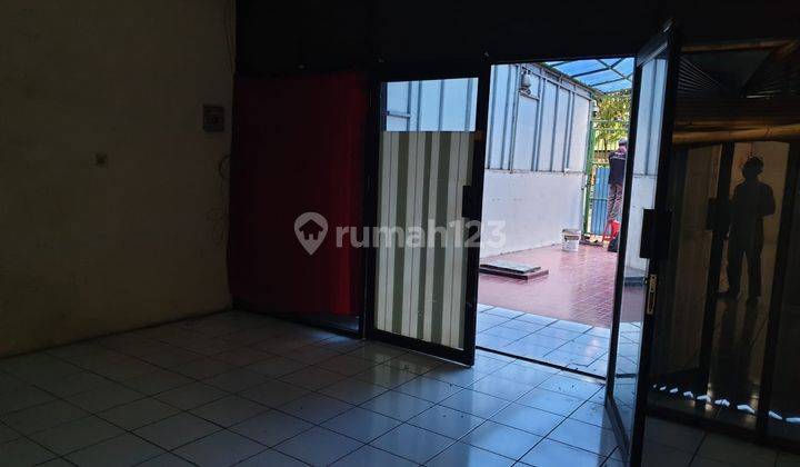 Disewakan Ruko Siap Pakai Dan Siap Huni di Taman Cosmos 2
