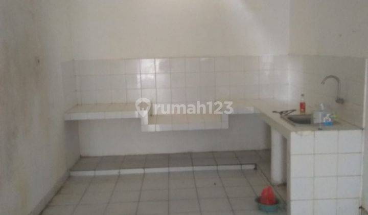 Disewakan rumah siap huni dan siap pakai di taman palem 2