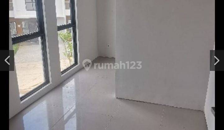 Disewakan rumah siap huni dan siap pakai di citra garden puri 2