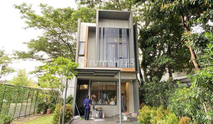 Rumah 2 Lantai Modern Minimalis di Saptorenggo Pakis Malang 1